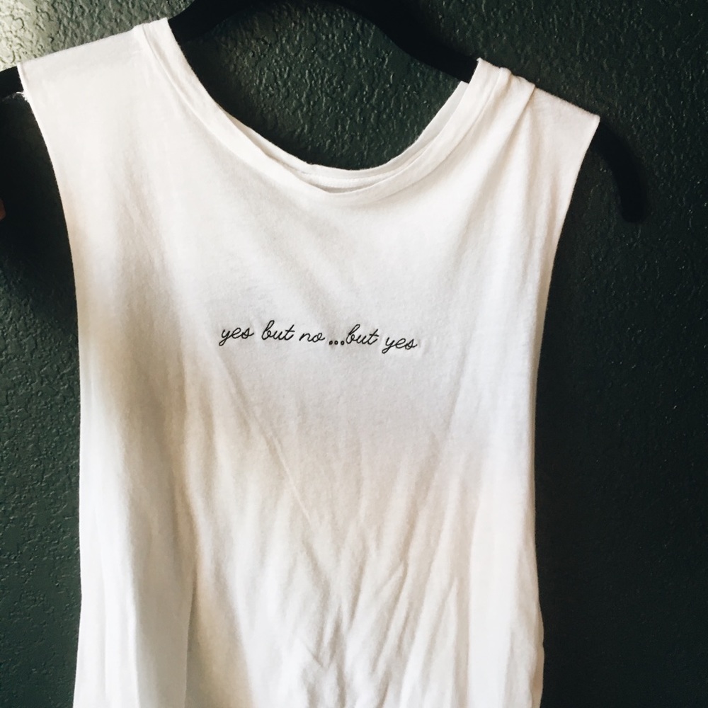 "Yes but no but yes" Lili Crop
